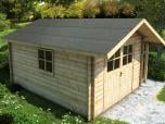 Gartenhaus mit ONDULINE Gartenhausbahn in silbergrau.